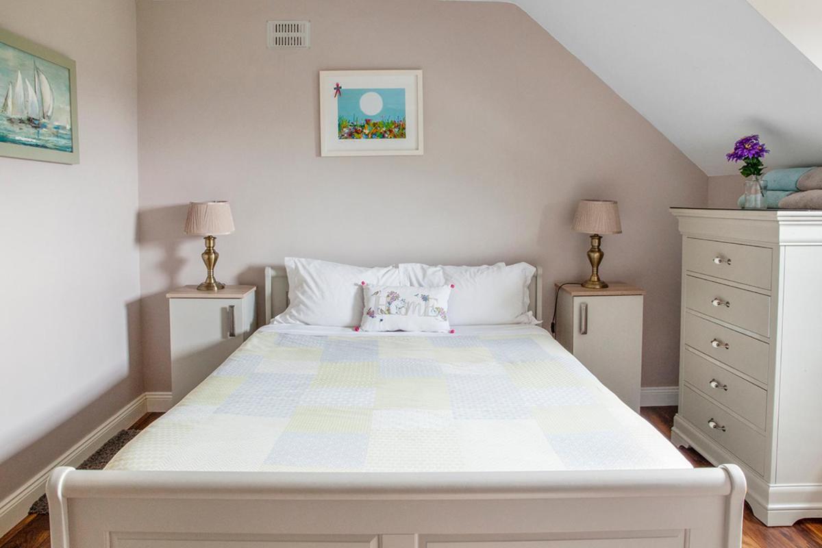 The Ridgewood Lodge Newbridge  Eksteriør billede